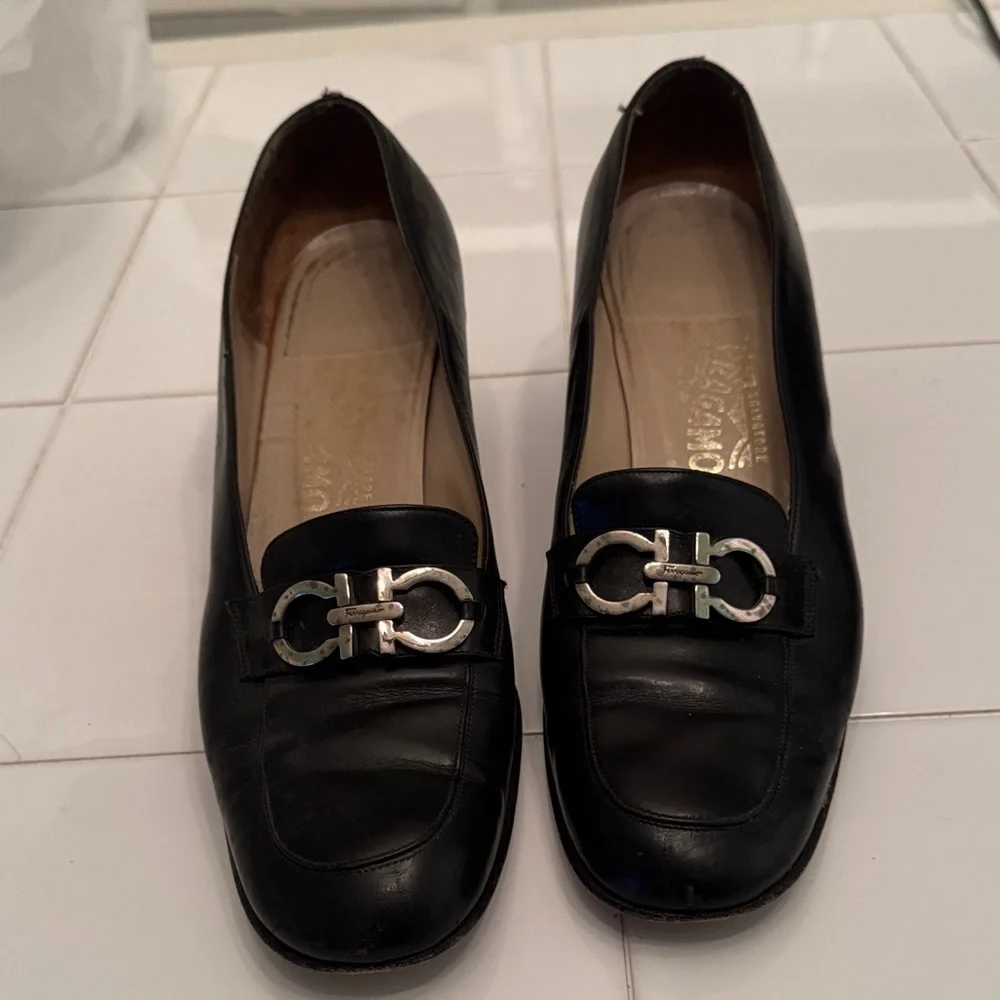 Salvatore Ferragamo Black Leather Loafers with Silver Accent size 10
